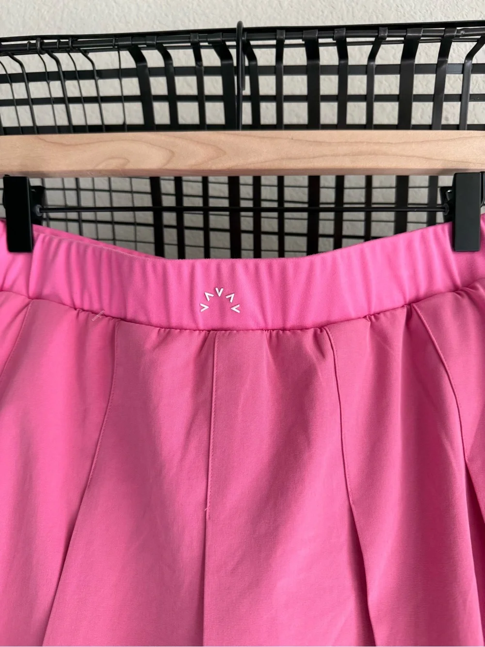 Varley Chase Mid-Rise Skort - Picture 4 of 5